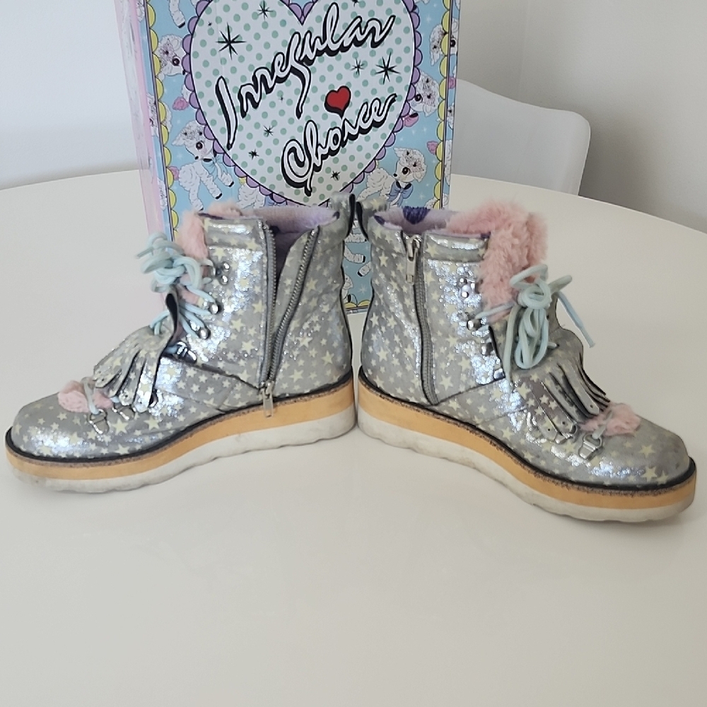 Irregular Choice Silver Star Fringe Boots with Pink Faux Fur Trim - Picture 5 of 16